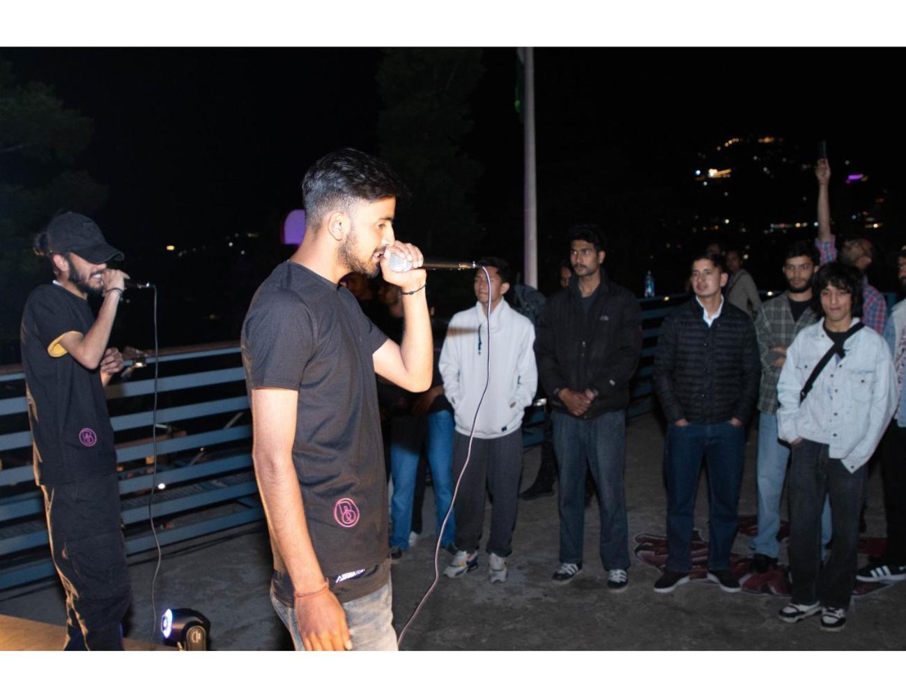 Event-First Bunkotel Mussoorie Exterior foto